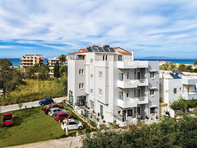 Apartamentos Ikaros Suites