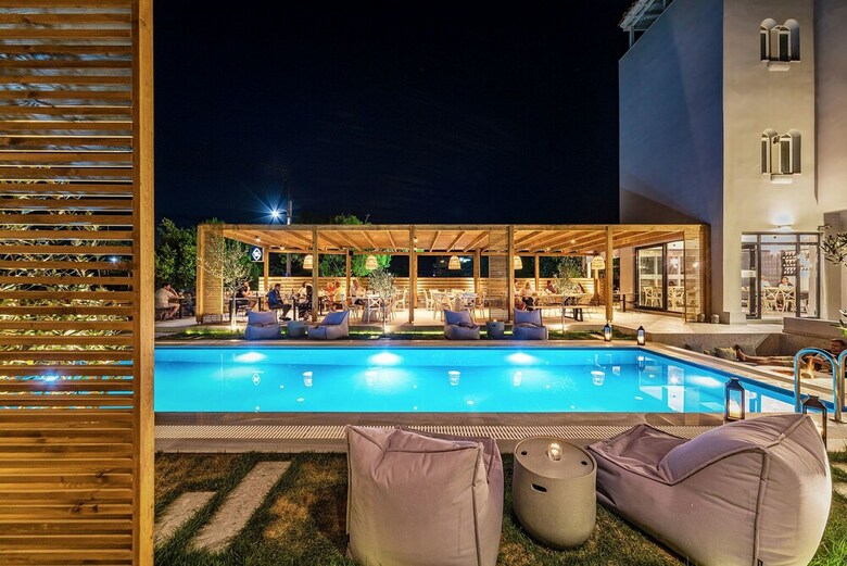 Apartamentos Ikaros Suites