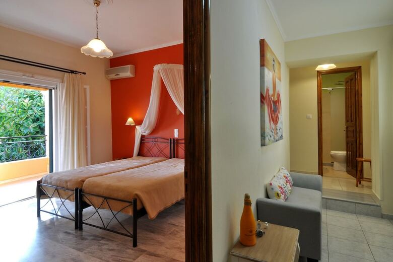 Apartamentos Rhea Complex