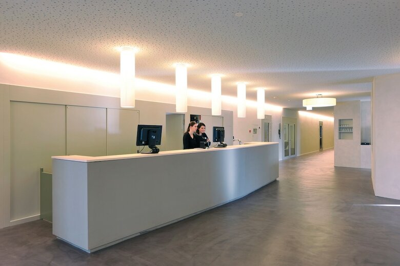 Hostal Youth Hostel St. Moritz
