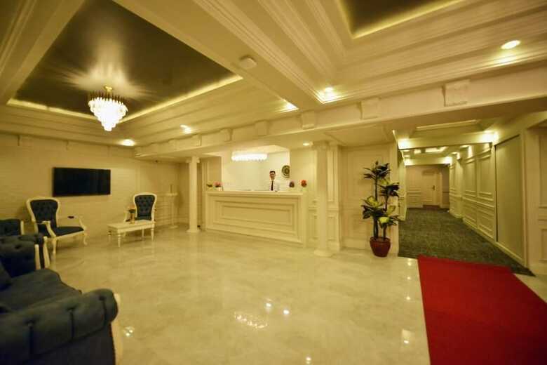 Andalouse Elegante Suite Hotel