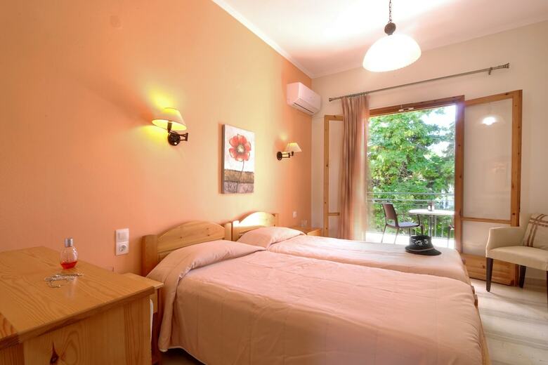 Hotel Marilena Studios