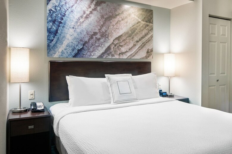 Hotel Springhill Suites By Marriott Bakersfield