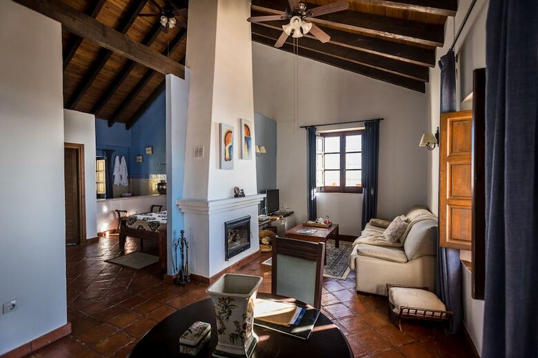 Hotel Fuente Del Sol