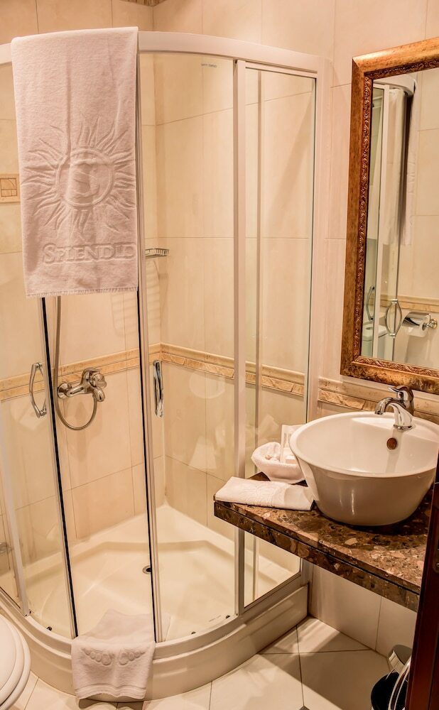 Romance Splendid Spa Hotel