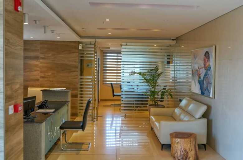 Urbano Hotel By Roots