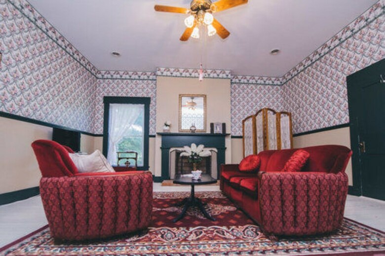 Old Caledonian Bed And Breakfast