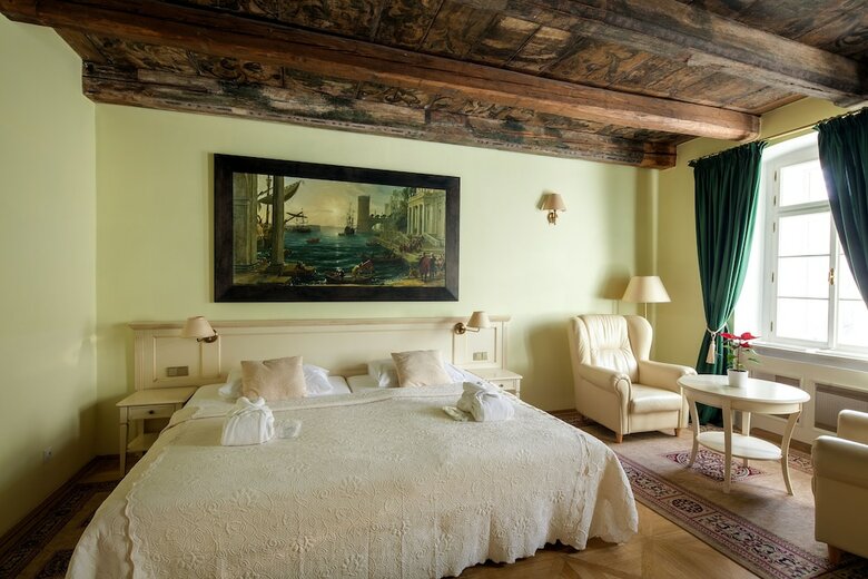 Hotel Tyn Yard Residence