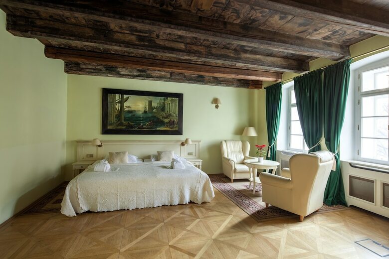 Hotel Tyn Yard Residence