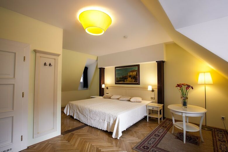 Hotel Tyn Yard Residence