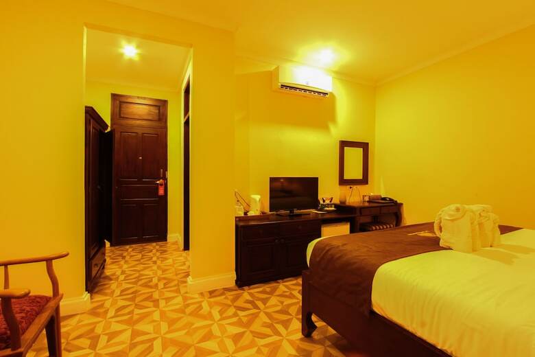 Le Luxe Boutique Hotel