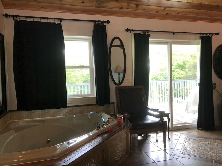 Bed & Breakfast Echo Canyon Spa Resort
