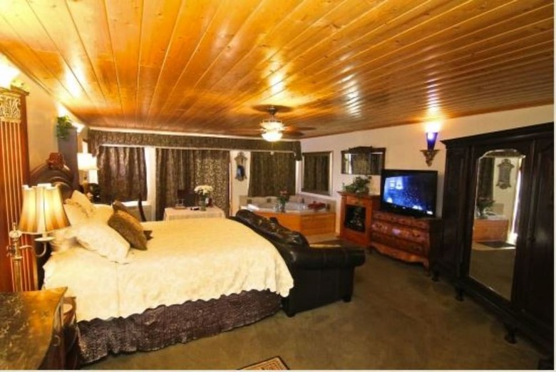 Bed & Breakfast Echo Canyon Spa Resort