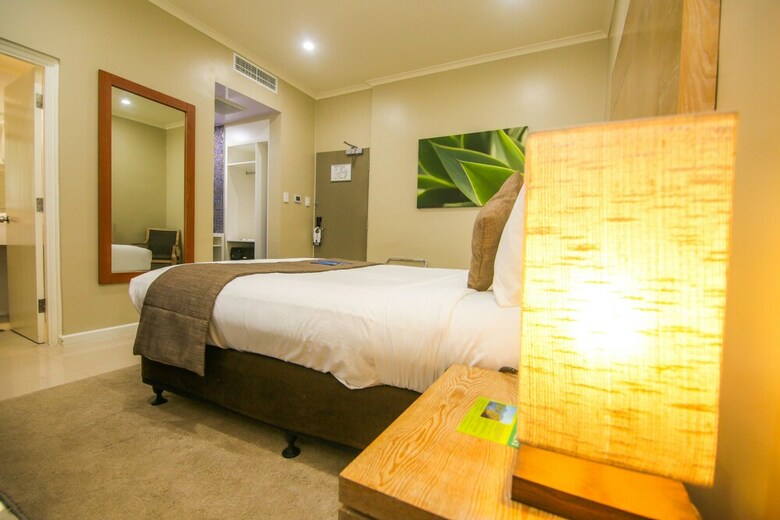 Gateway Hotel