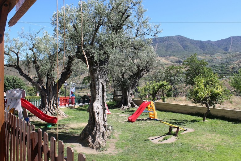 Hostal Y Apartamento Rural Los Naranjos