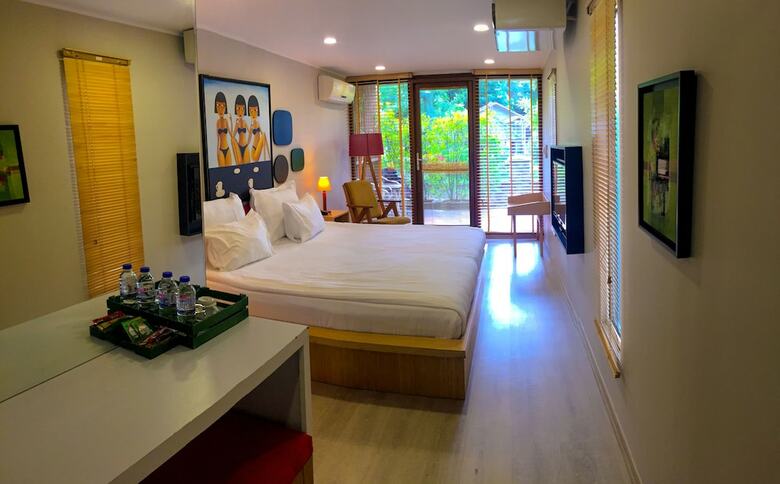Hotel Village Park Resort And Spa Otel