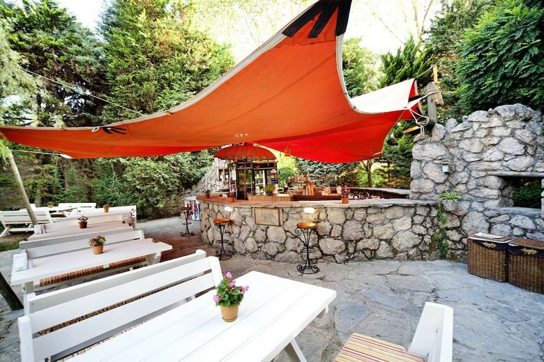 Hotel Village Park Resort And Spa Otel