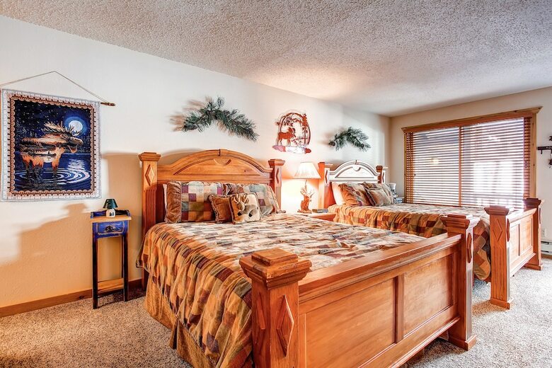 Tannenbaum Condominiums By Ski Country Resorts