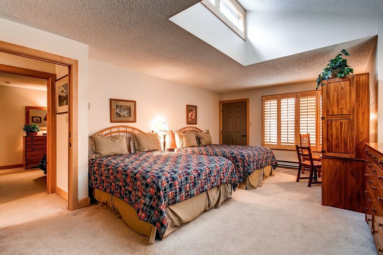 Tannenbaum Condominiums By Ski Country Resorts