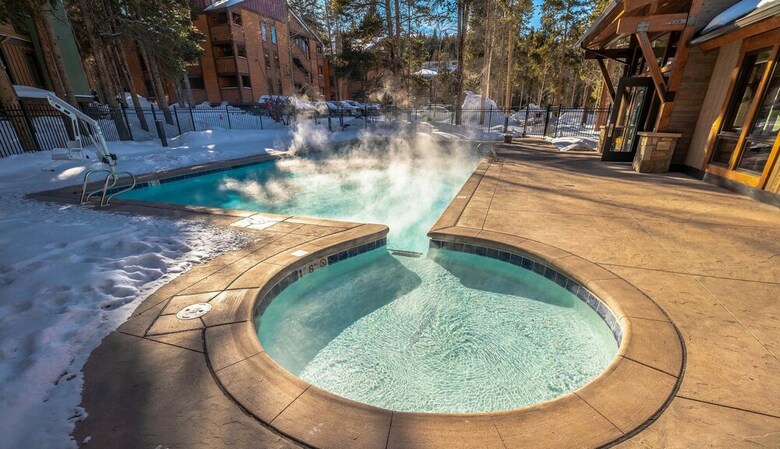 Tannenbaum Condominiums By Ski Country Resorts
