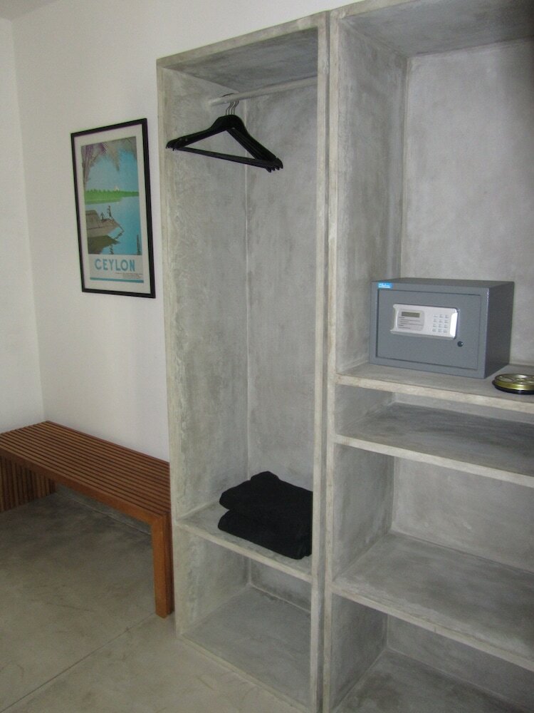Hotel Isana Beach House