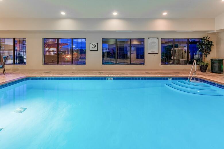 Hotel Staybridge Suites Davenport