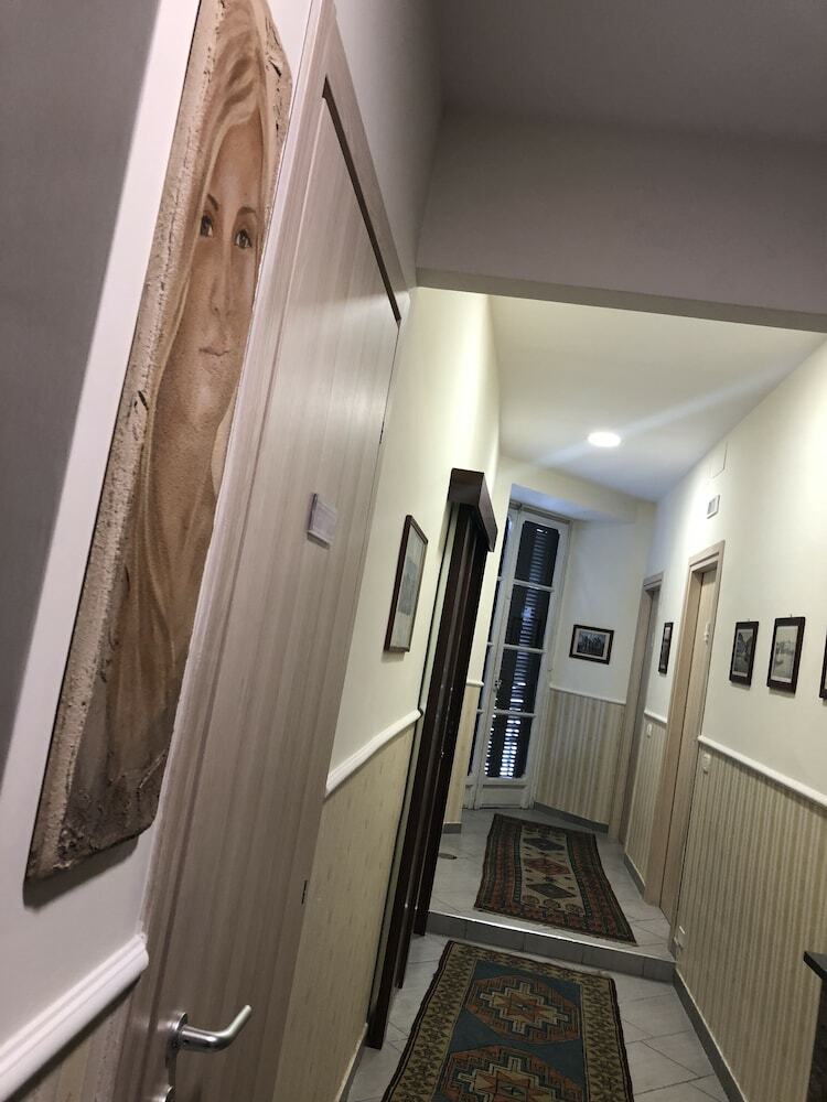 B&B 248