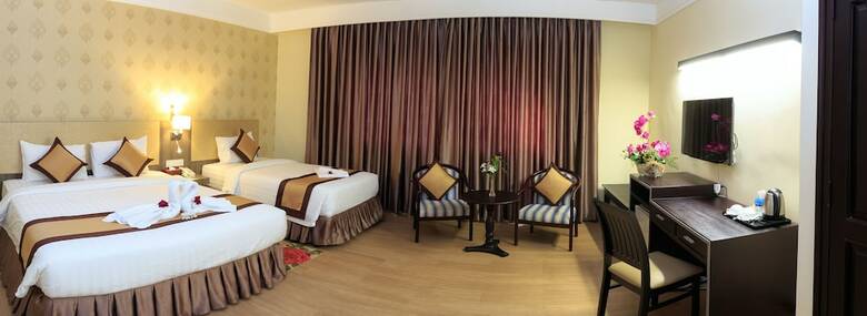 Paradise Hotel