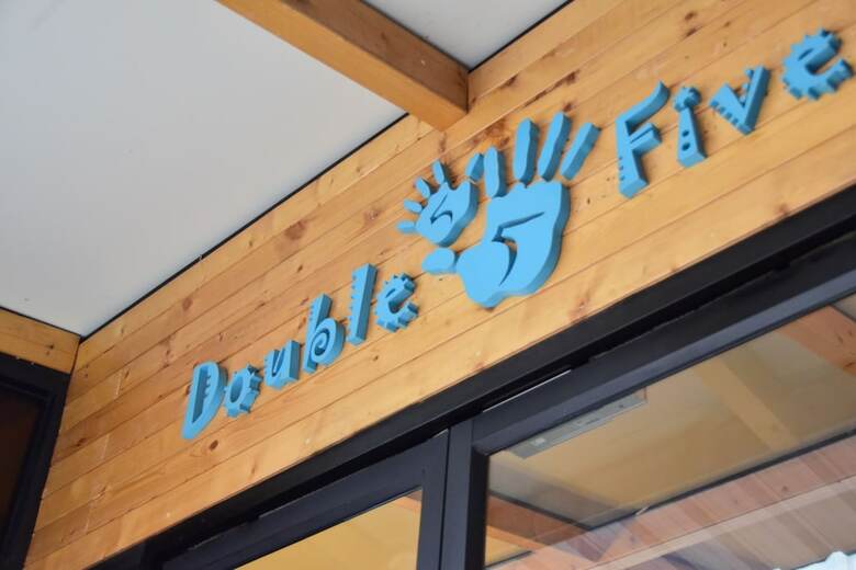 Hostal Double Five - Hostel
