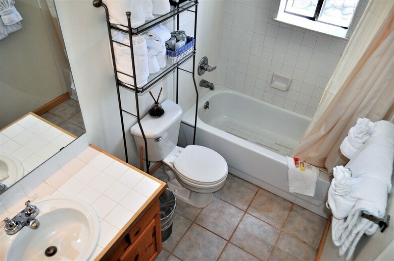 Timber Lodge 2 Bed 1.5 Bath