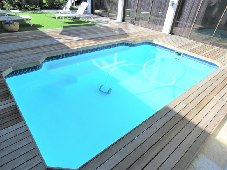 Apartamentos Ocean Breeze Sunset Beach