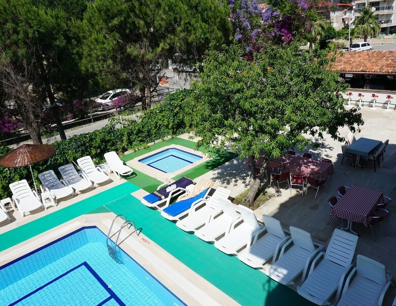 Sinem Hotel & Apart