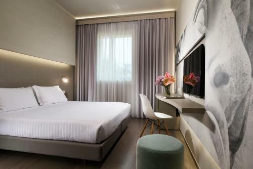 Glance Hotel In Florence