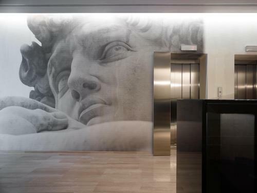 Glance Hotel In Florence