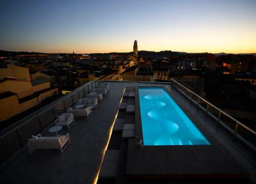 Glance Hotel In Florence