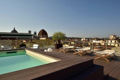 Glance Hotel In Florence