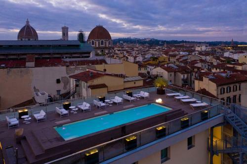 Glance Hotel In Florence