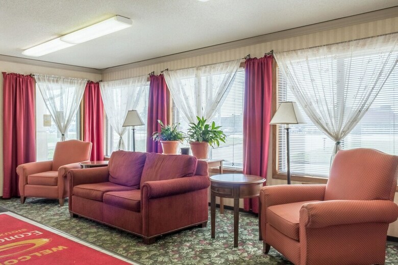 Hotel Econo Lodge North