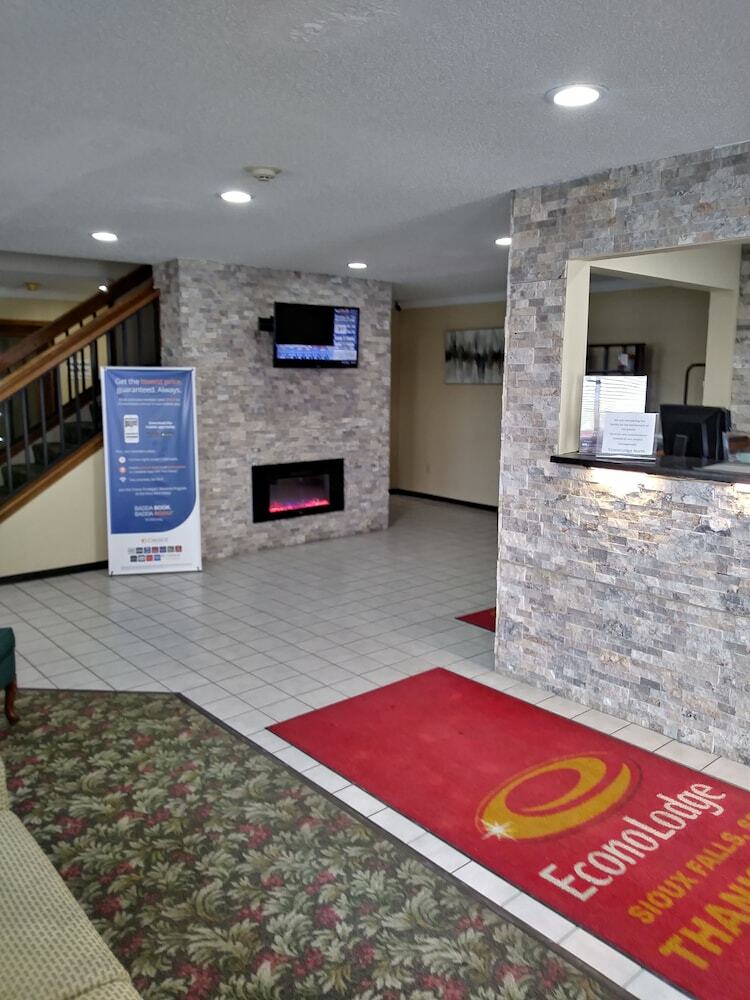 Hotel Econo Lodge North