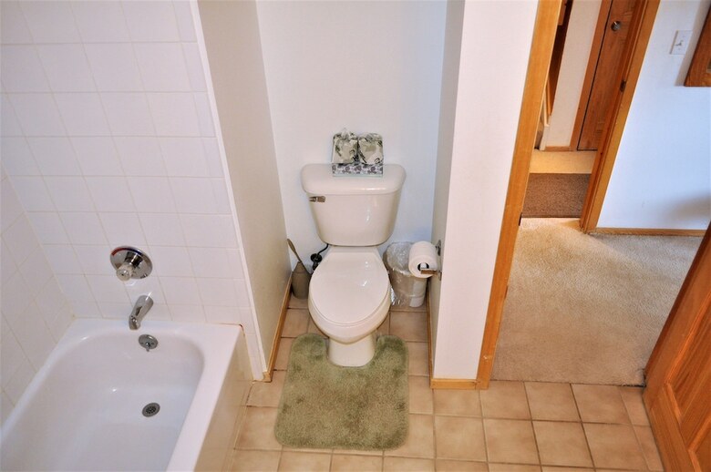 Forest Park 3 Bed 4 Bath Townhome