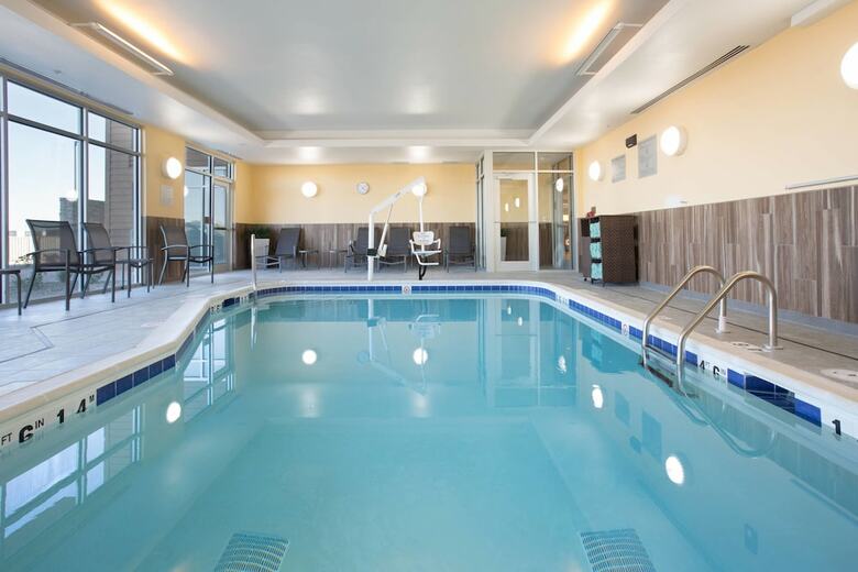 Hotel Fairfield Inn & Suites By Marriott Burlington