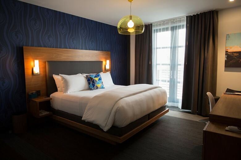 Hotel Eleven