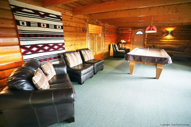 Cabana Holy Smoke Resort
