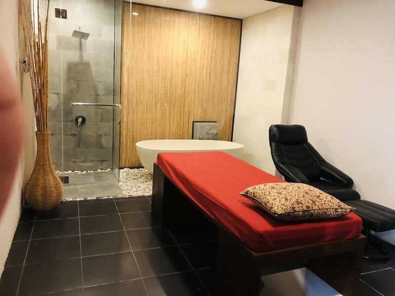 Gaing Mas Jimbaran Villas By Gaing Mas Group