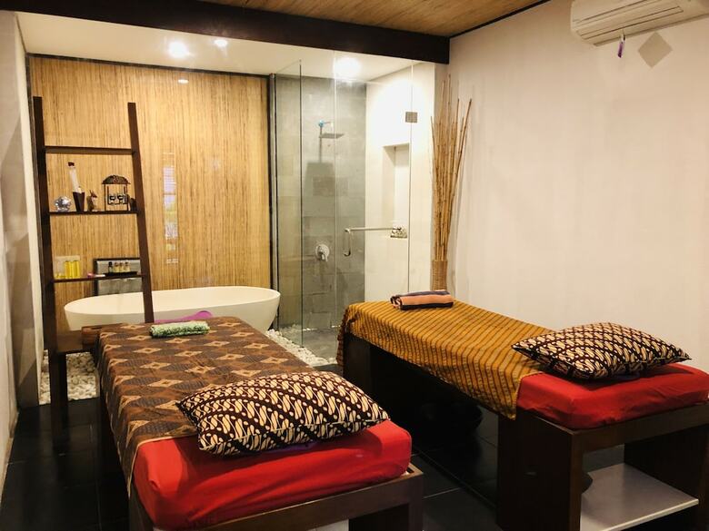 Gaing Mas Jimbaran Villas By Gaing Mas Group
