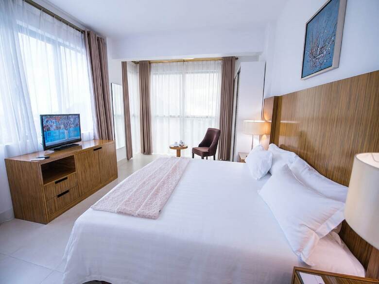 Palms Hotel