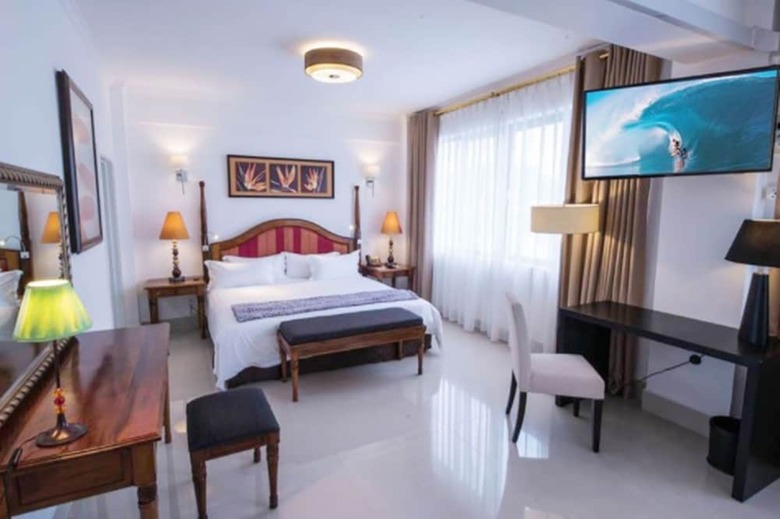 Palms Hotel