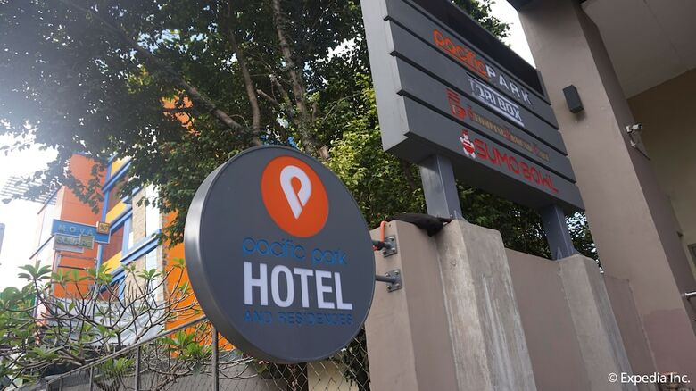 Pacific Park Hotel