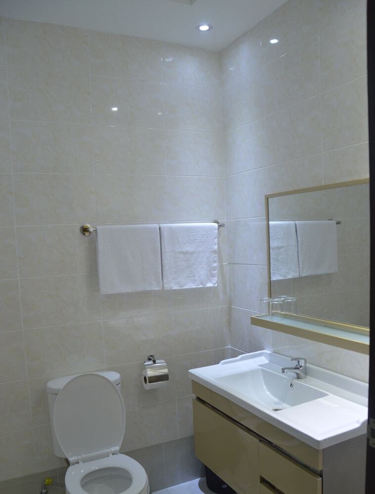 Hotel Qu Lin Resident
