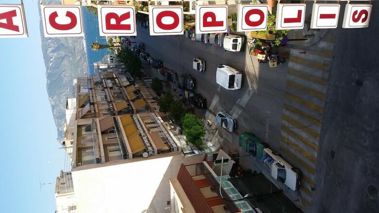 Acropolis Hotel